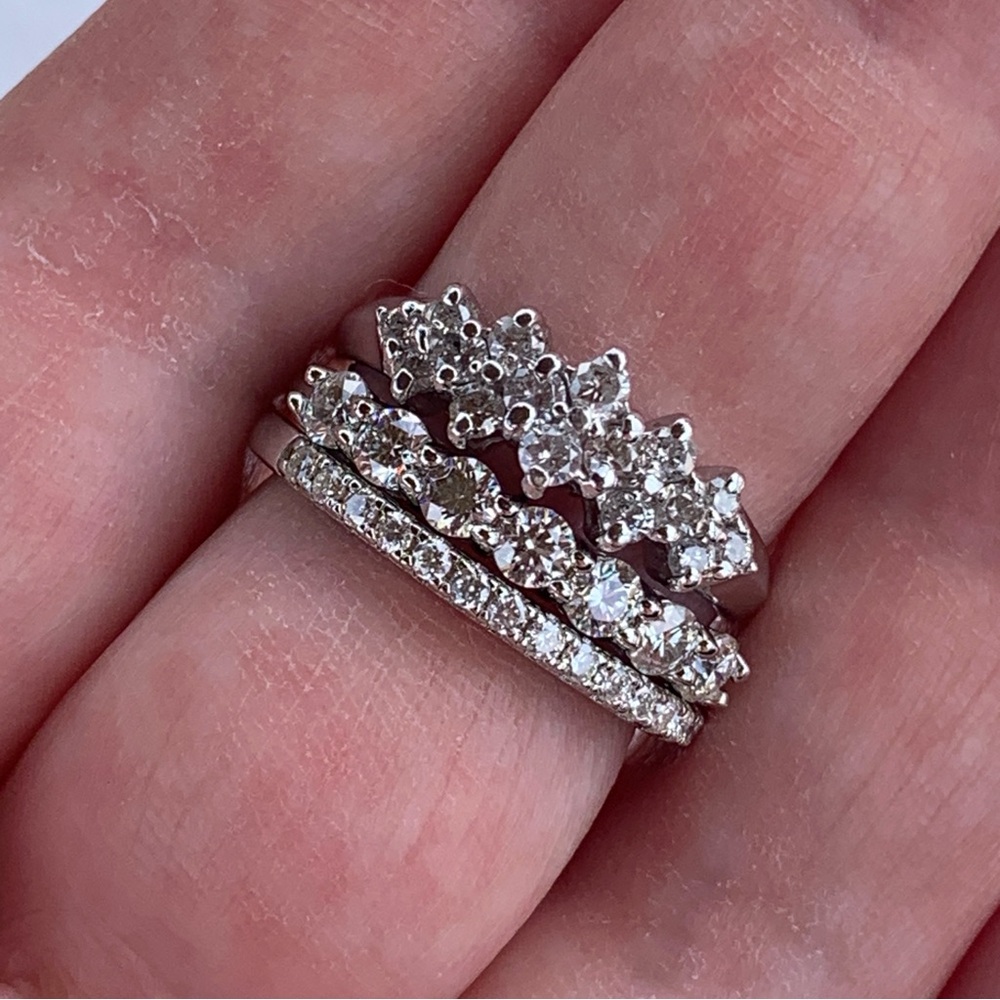 14K White Gold Diamond Ring